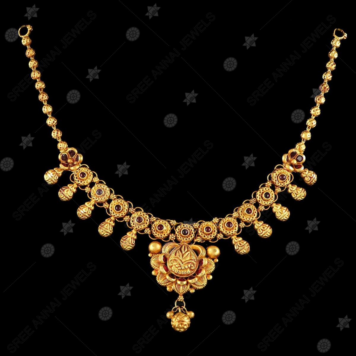 Antique 2024 necklace price