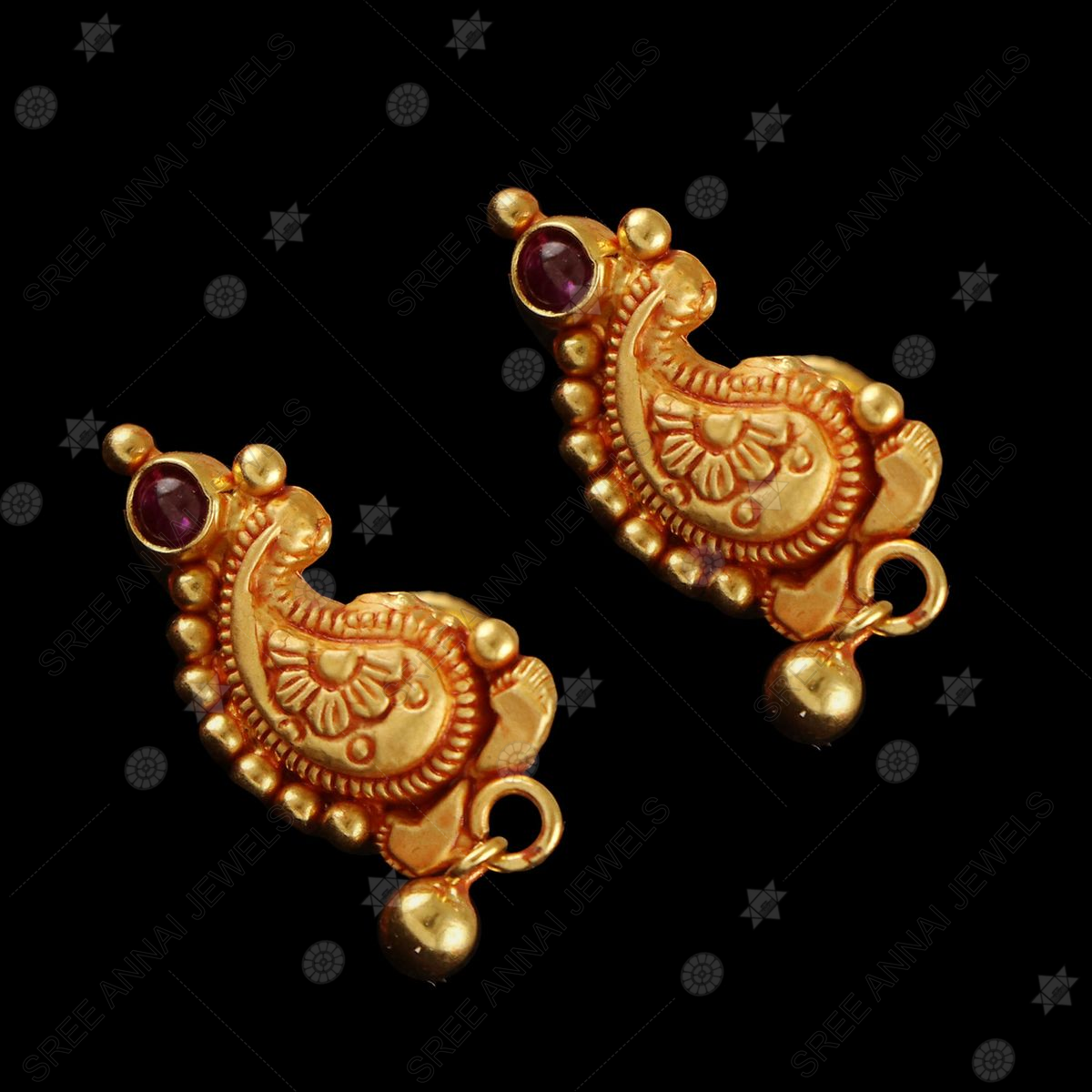 Shop Sparkles Diamond Stud Earrings at PC Chandra Jewellers